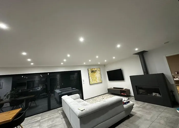 Magnifique Avec Piscine Et Jacuzzi *