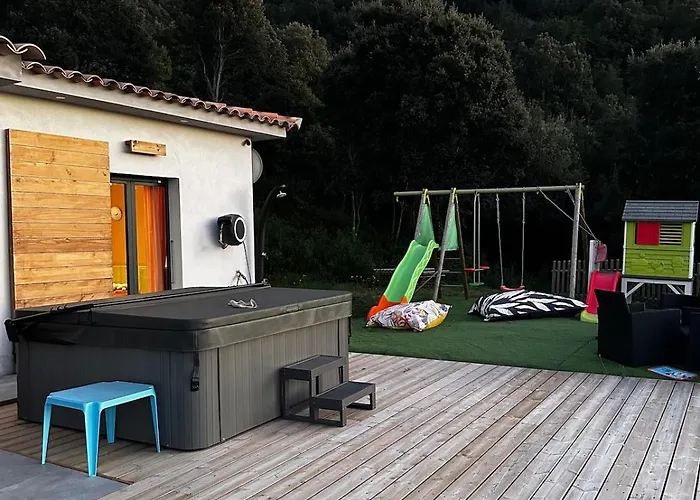 Magnifique Avec Piscine Et Jacuzzi Villa Alata
